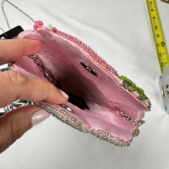 👸👸👸Mary Frances Pink and Cream Beaded Ice Cream Sundae Bag (Brand New) - Picture 5 of 15